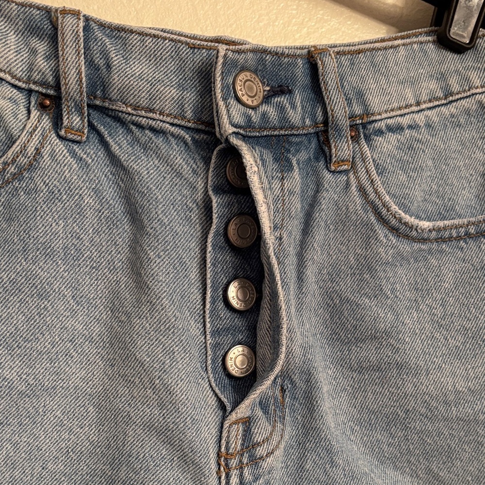 Size 25 PacSun high rise Icon short jean shorts - Picture 2 of 4